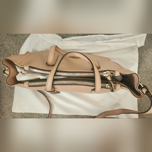 Gianni Chiarini Italian Leather Satchel Bag in Cream-Taupe; Brand-New with Tags - Picture 5 of 16
